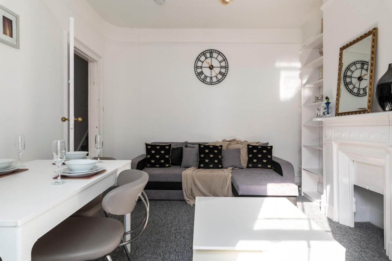 Quality Stay Rooms Hove Extérieur photo