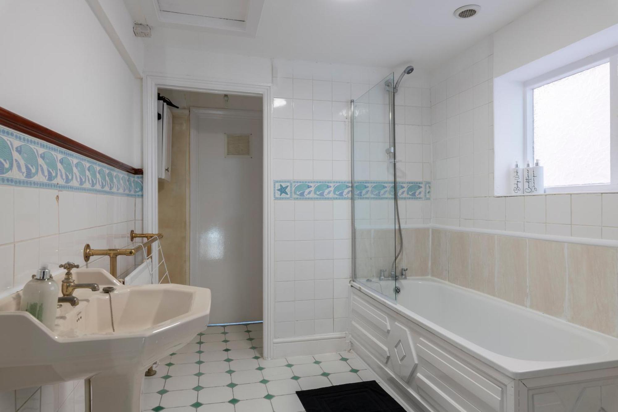 Quality Stay Rooms Hove Extérieur photo